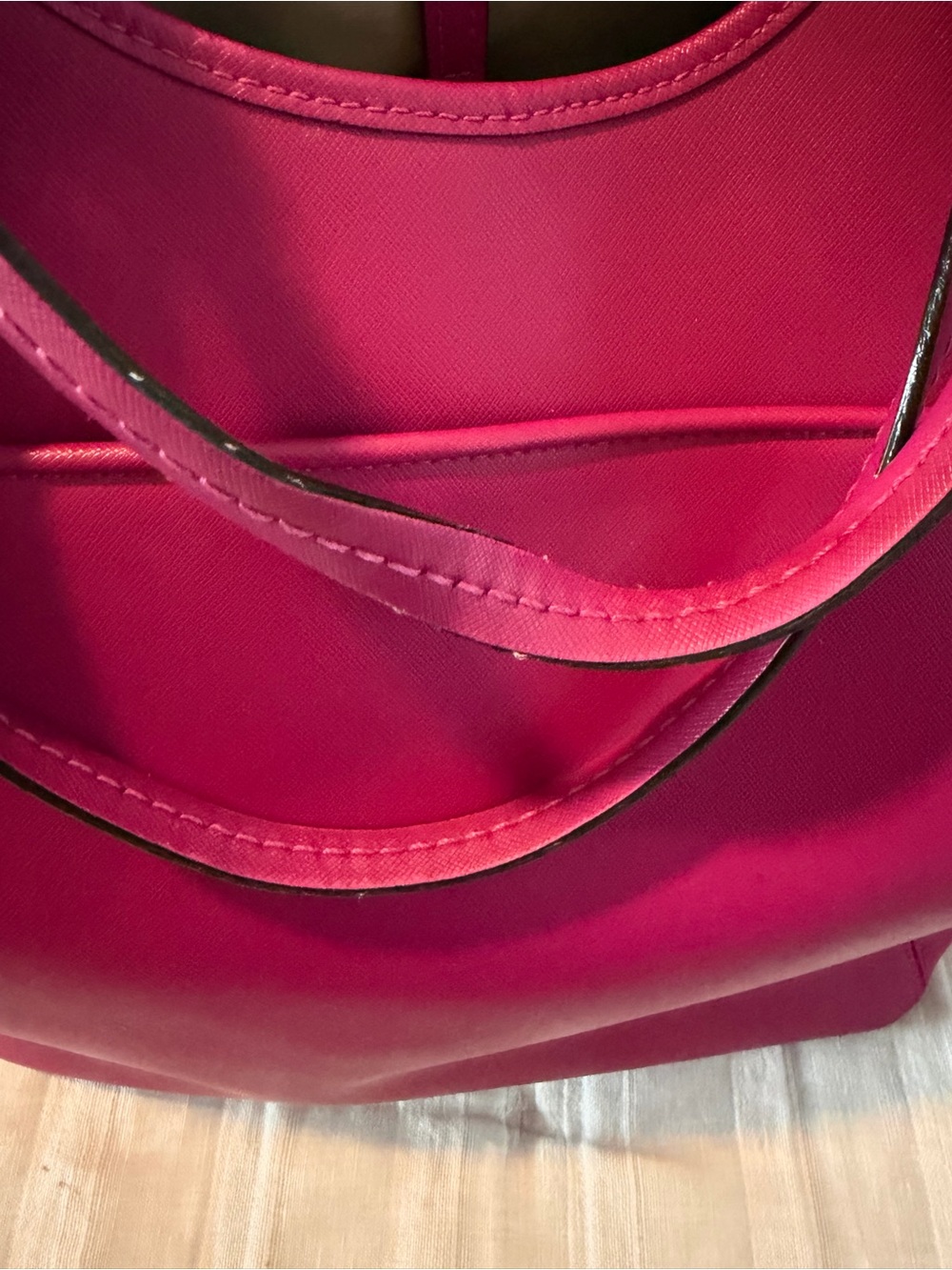 Coach Peyton Leather Tote F26103 – Fuchsia Pink - Picture 4 of 10